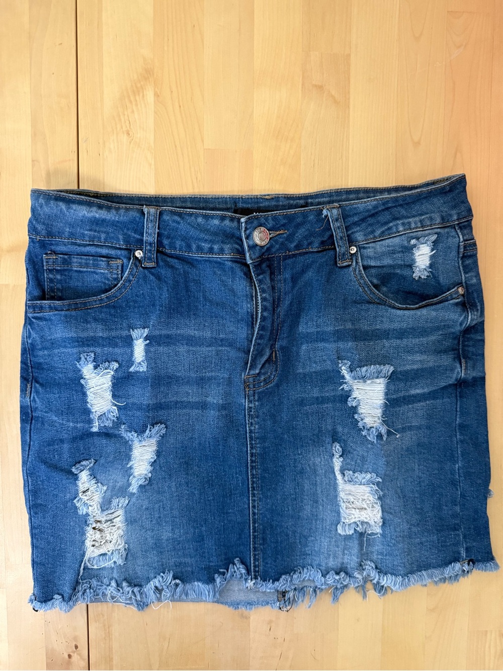 Wax‎ Jean Distressed Denim Mini Skirt size L. F33